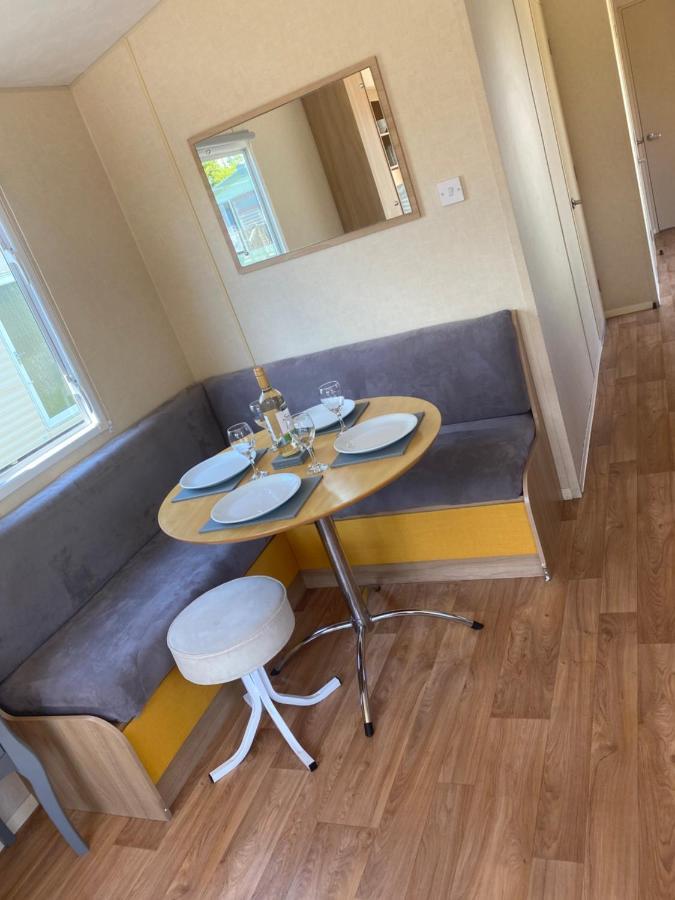 Grange 37 Regent Bay Holiday Park Моркем Екстер'єр фото